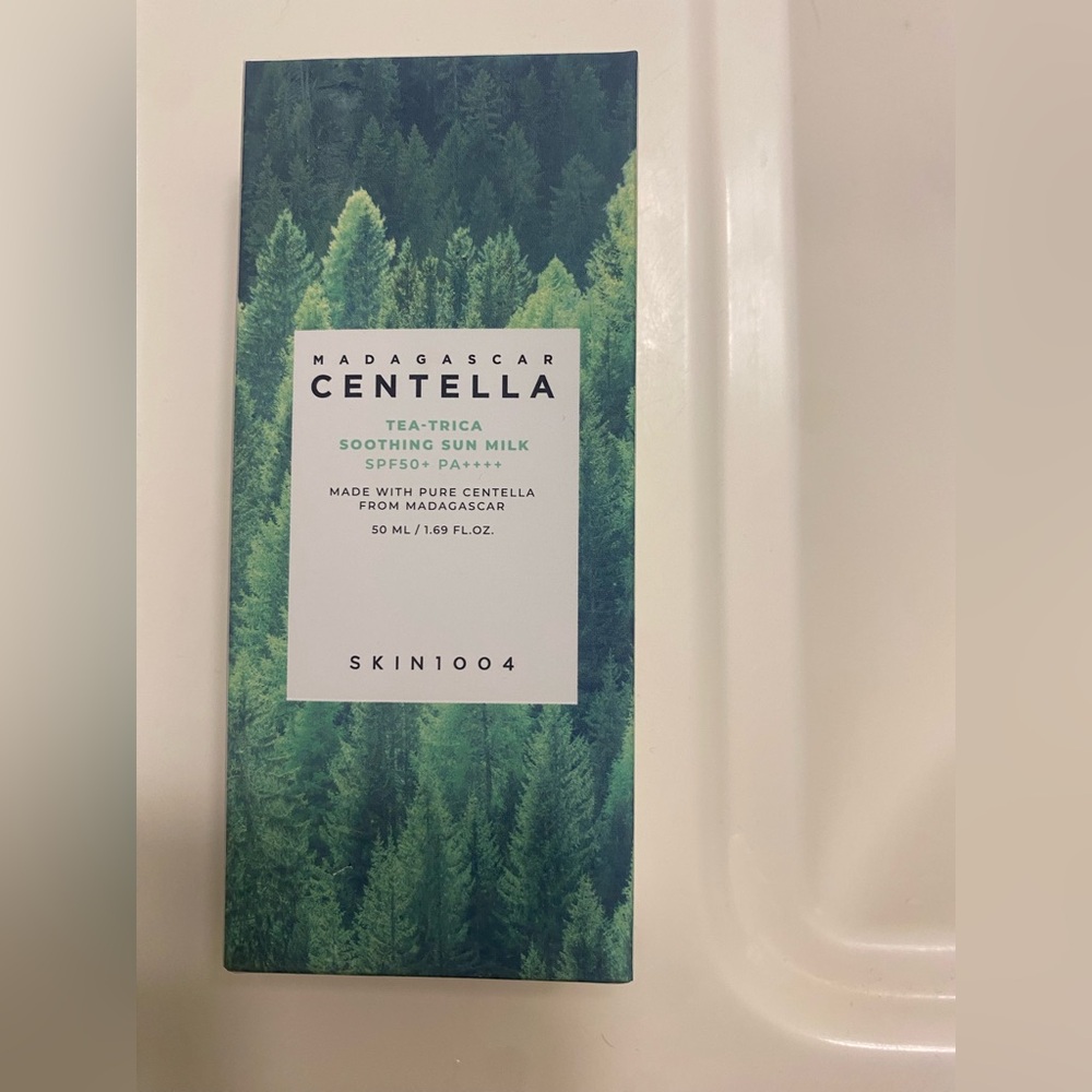 Madagascar Centella Soothing Sun Milk SPF50+